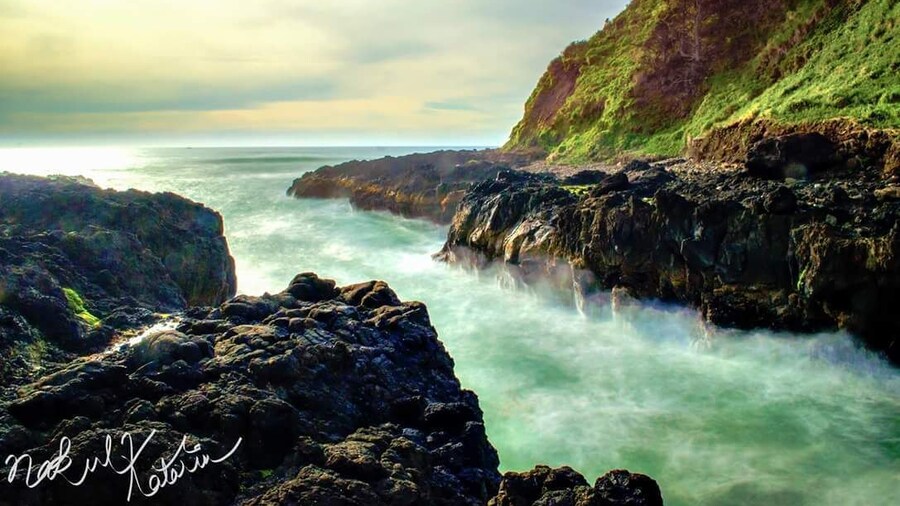 Cape Perpetua is a place full of surprises, one being Devils Churn.
The other places to look out for in the area are Cook's Chasm, and Thor's Well. It looks best during the high tide.