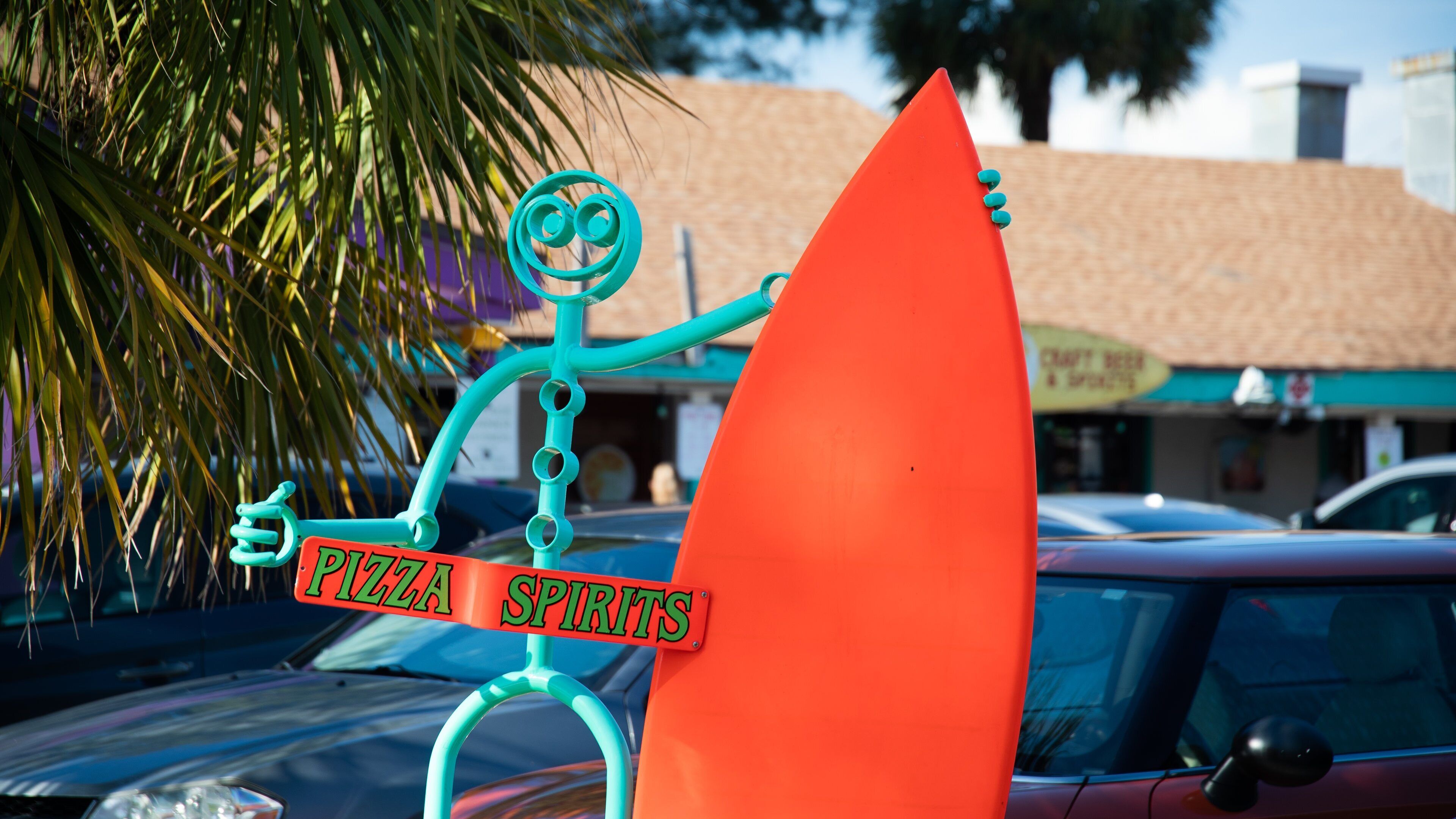 Siesta Key showing signage and outdoor art
