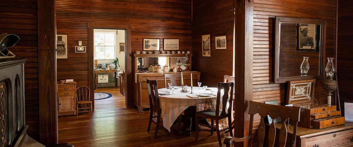 Sanibel Historical Museum and Village showing interior views and heritage elements