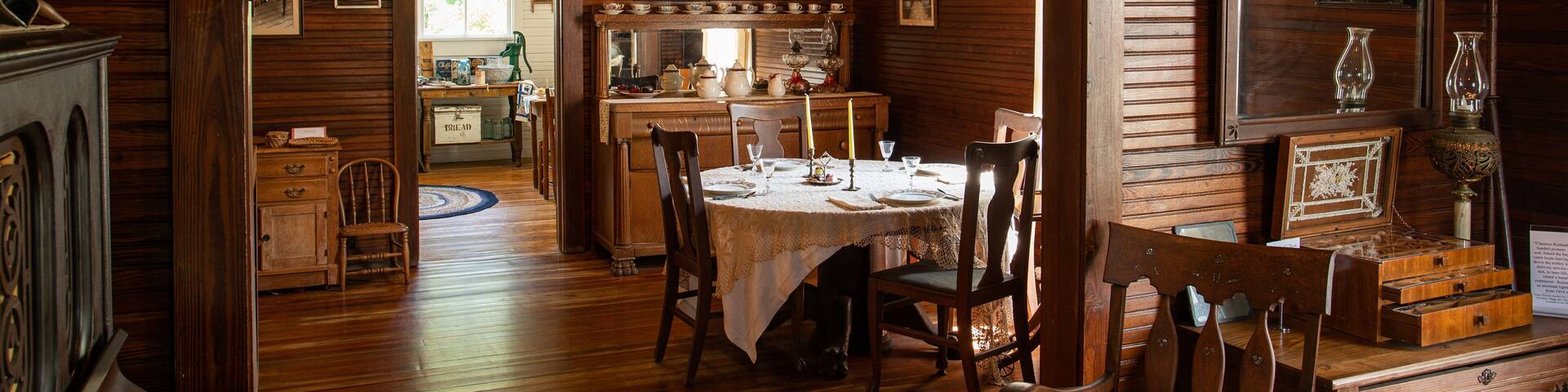 Sanibel Historical Museum and Village showing interior views and heritage elements