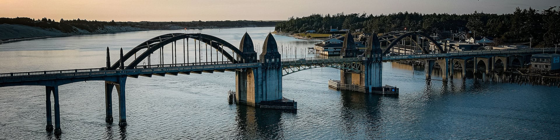 Florence Oregon bridge over the Suislaw River