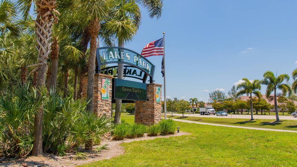 Lakes Regional Park featuring a garden and signage