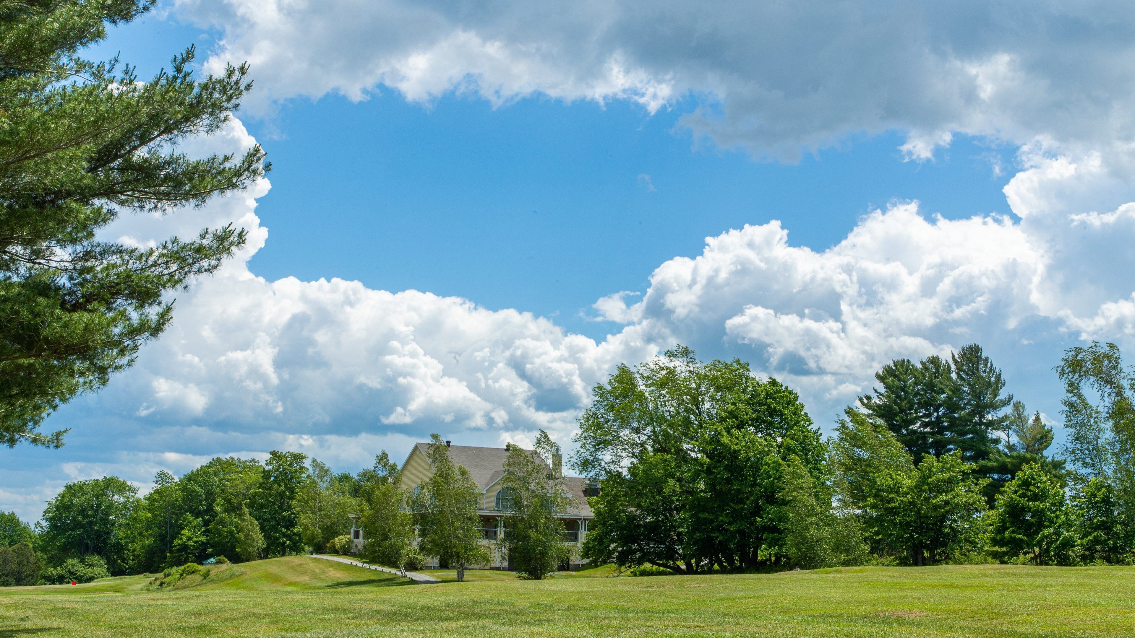 Club de Golf du Mont Orford showing golf