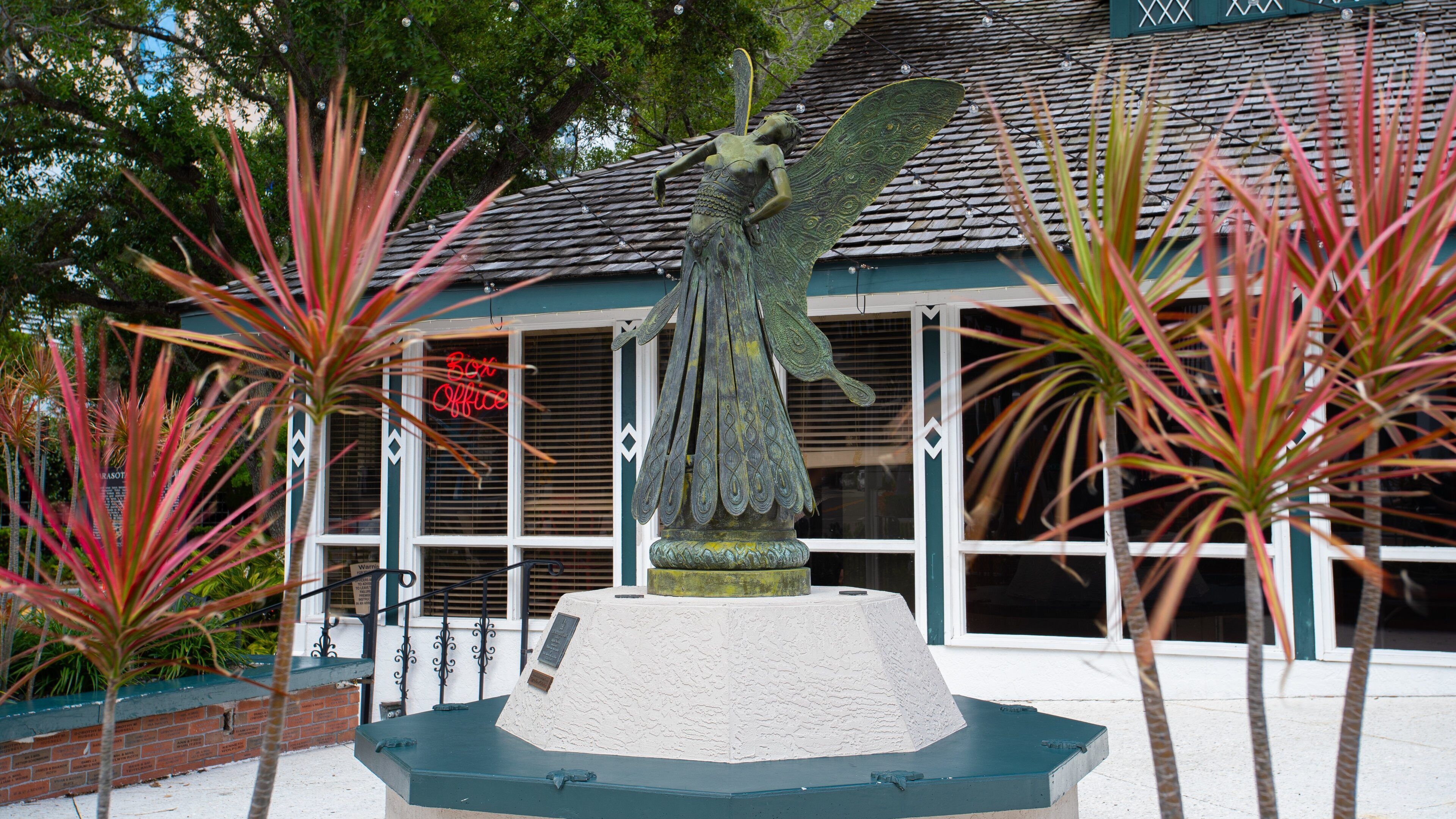 Florida Studio Theatre showing outdoor art