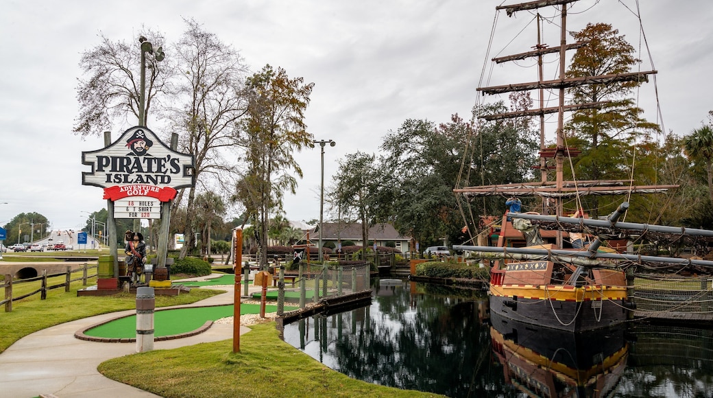 Pirate\'s Island Adventure Golf showing golf and a river or creek