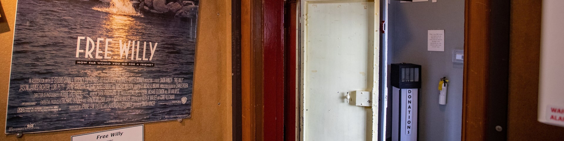 Oregon Film Museum featuring interior views