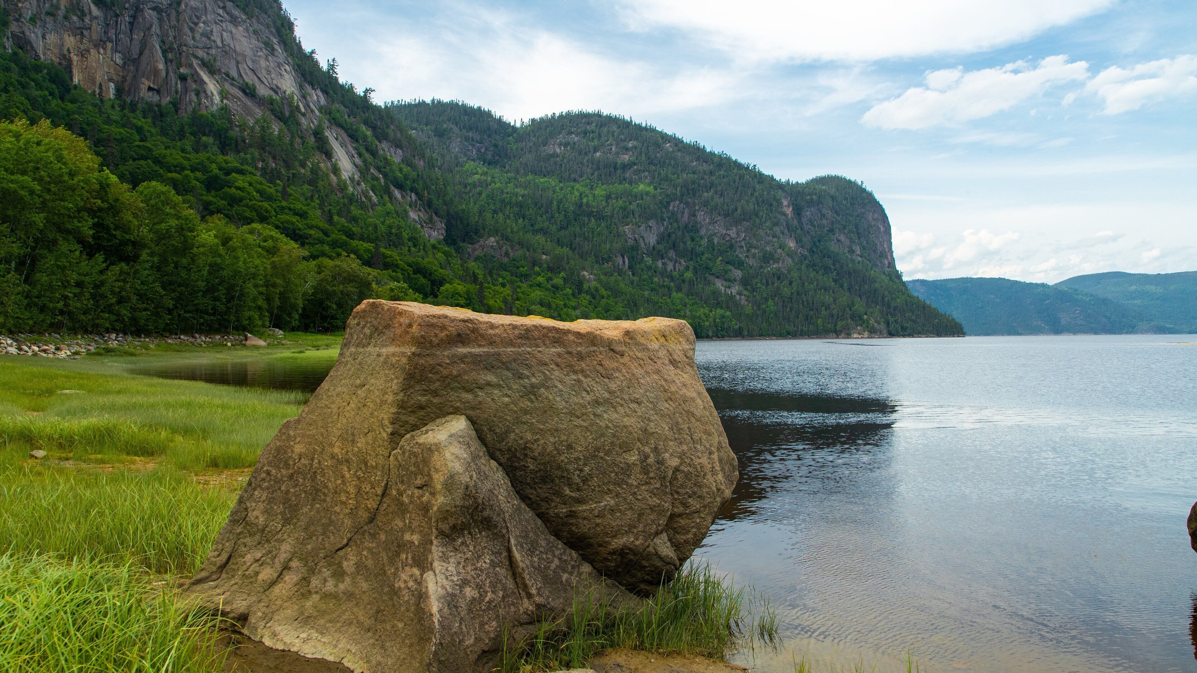 Parc National du Fjord-du-Saguenay which includes a lake or waterhole