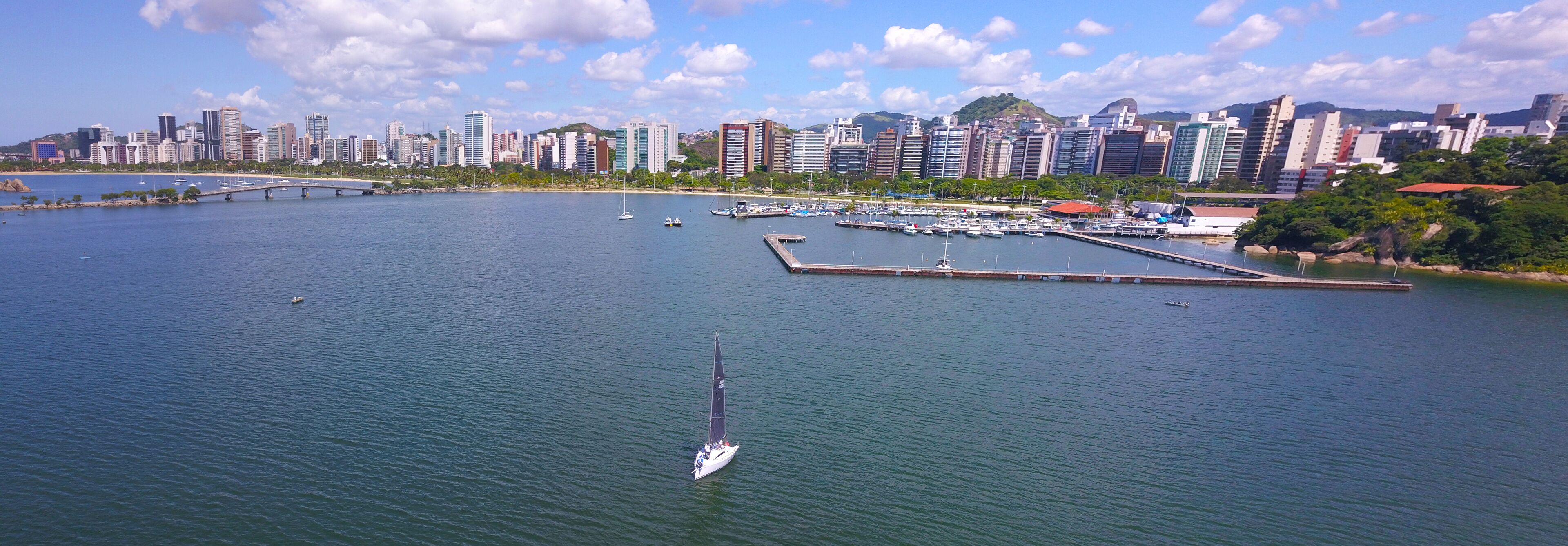 Iate Clube, Vitória, Espírito Santo, Brasil. 