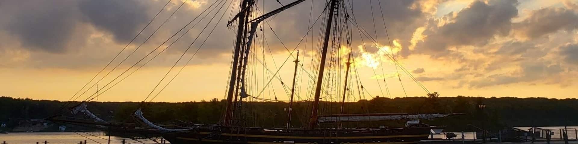 Discovery Bay is a beautiful and often overlooked place to visit if you don't know it's here. A few things available here are boat tours, the Kings Wharf Theater, local restaurant and gift shop. It's also a nice spot to catch the sunsets and perhaps some geocaching. Parking is free but limited.