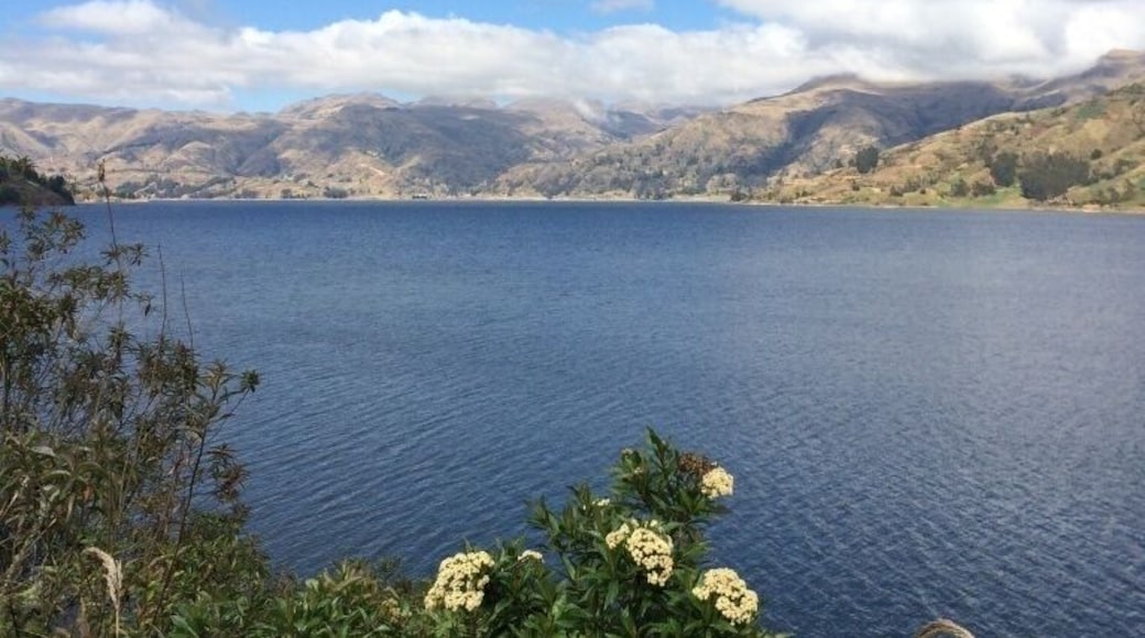 Lake Titicaca is absolutely stunning 😀