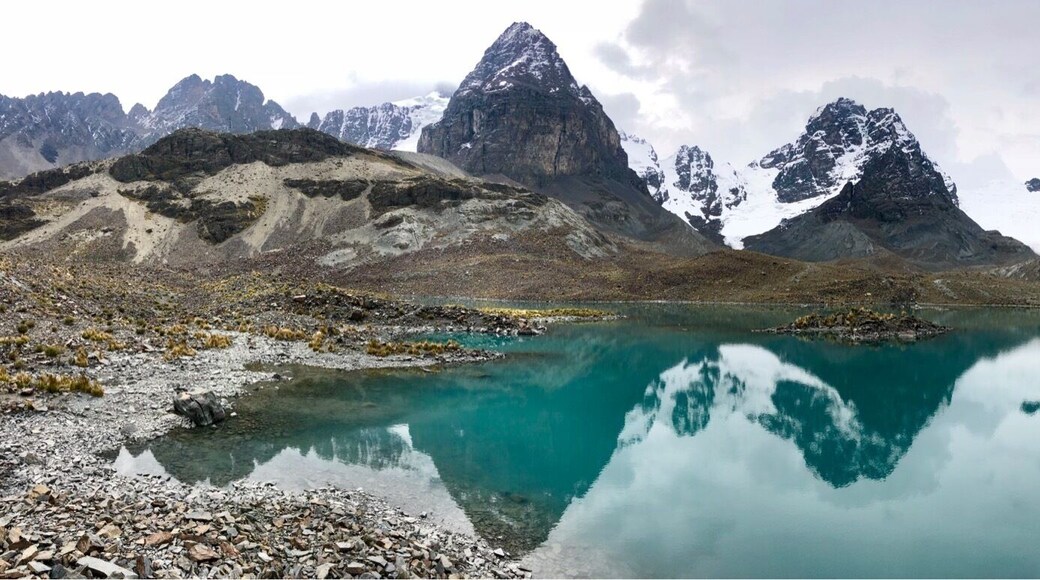 There’s a total of three lagoons near the Refugio