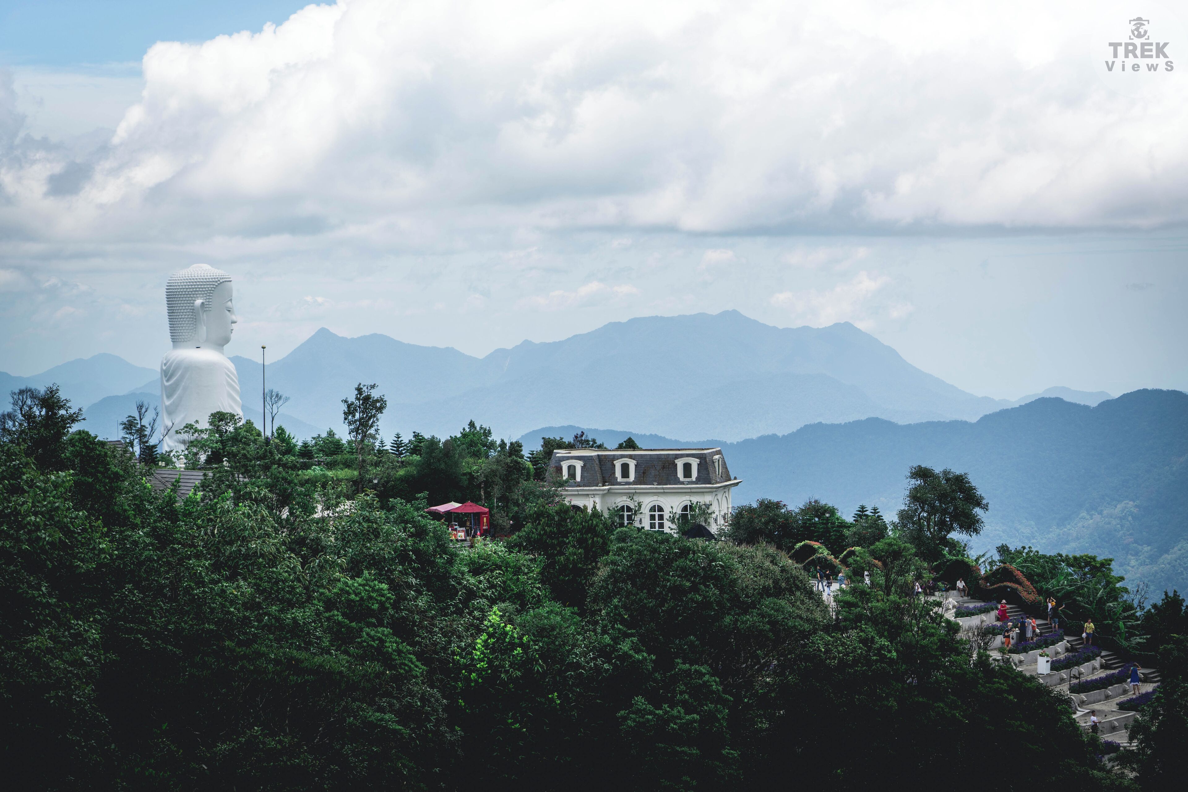 Nam Views | Da Nang: It’s such a pity the blue skies had just disappeared when I took this shot. This towering image of Buddha is set among one of the most beautiful back drops behind any image of Buddha. My fault when planning this trip or lack of planning, at least when it came to the weather. I usually don’t care too much about the time of year I choose to travel anywhere, unless it’s extremely cold or I’m going because of a holiday. Well, the monsoon season in South East Asia is something I will consider from now on. Though typically not starting until September and lasting through January, having being there in August I think I arrived early enough for the monsoon previews. Don’t get me wrong, I love this shot but just imagine what it looked like moments ago with blue skies in the background. In photography as with much of life, timing is everything. I guess I will have to take some time to visit Da Nang again in the future, because I know my time is not yet done here.
.
.
.
.
#sonyalpha #sonya7riii #traveladdict #solotravel #travelpics #travelersnotebook #travelgram #wandering #wanderer #instatrip #instatravel #natgeoyourshot #lpfanphoto #troveon #travelsoutheastasia #explorevietnam #southeastasia #vietnam #danang #visitvietnam #beautifulseasia #igvietnam #vietnamcharm #vscovietnam #banahills #sunworld #buddha #buddhism #bigbuddha #spirituality