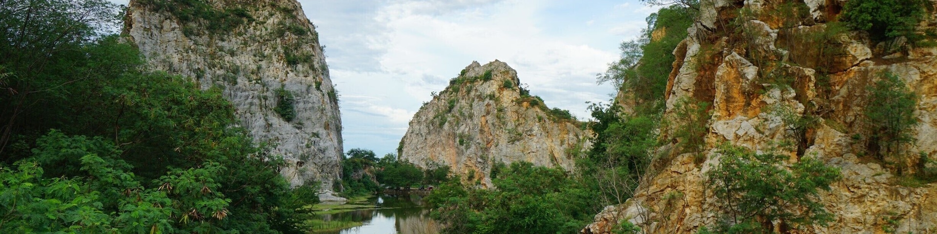 #LifeAtExpedia A Hidden green place very close to Bangkok, new popular tourist attraction in Ratchaburi. Khao Ngu Stone Park is suitable to all visitors, couple, friend and family with wheelchair accessible. You will enjoy cozy atmosphere, a local food shop and selfie or groupfie photos shooting.