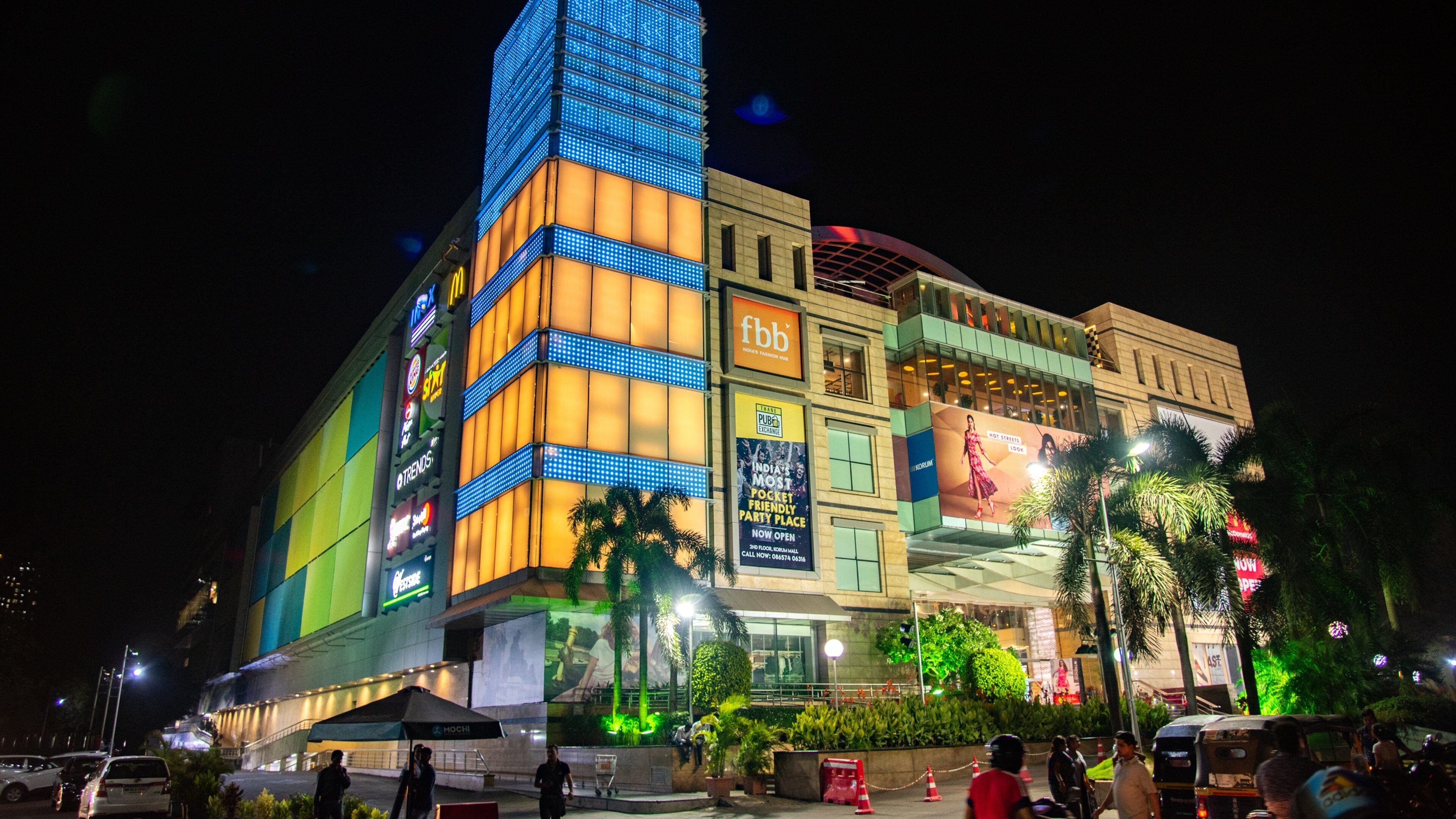 Korum Mall which includes night scenes