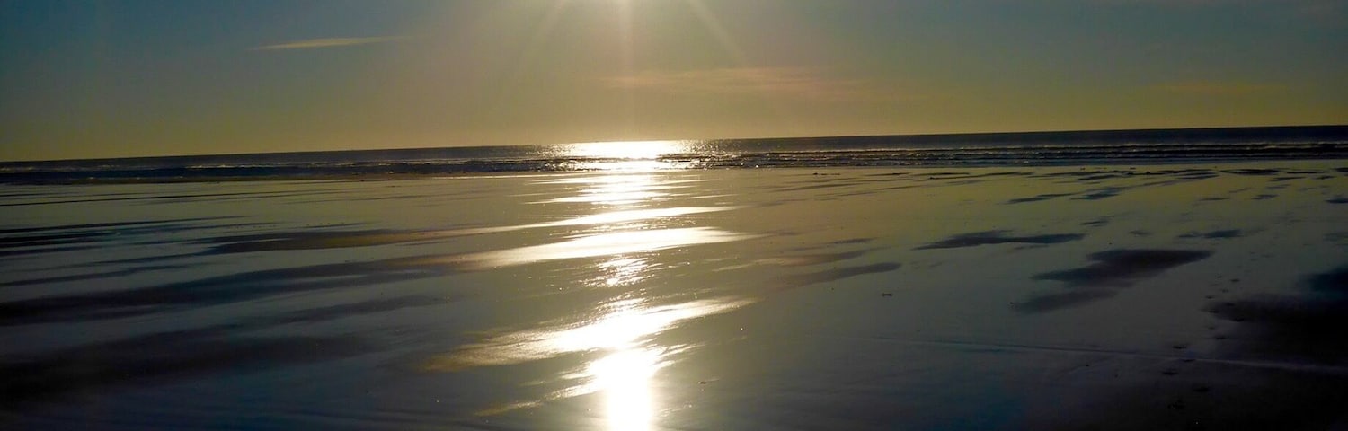 Oh, is there some kind of #beach contest goin' on?