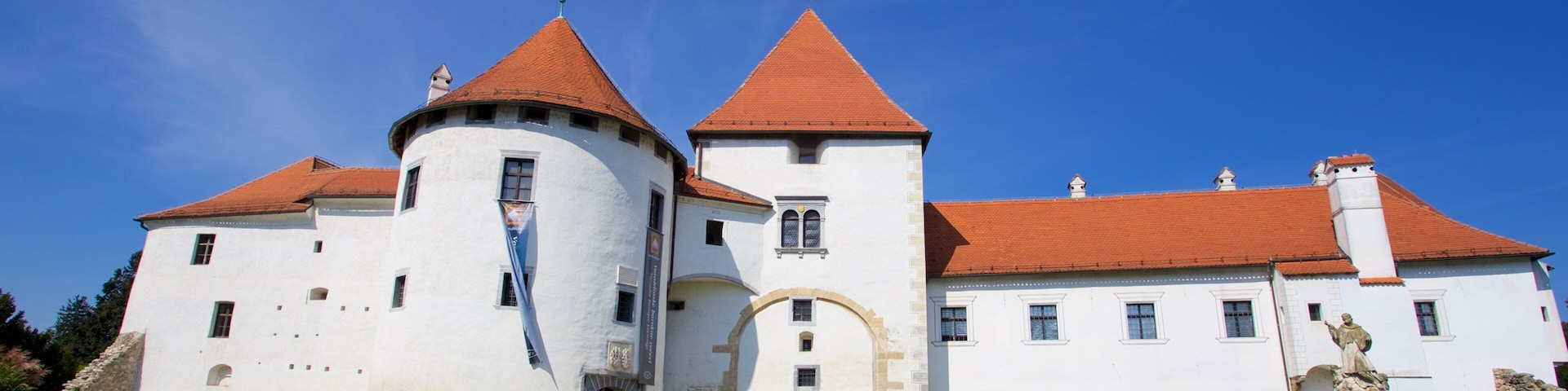 Varazdin que incluye castillo o palacio