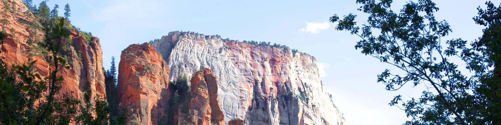 Temple of the Sinawava which includes caves, mountains and landscape views