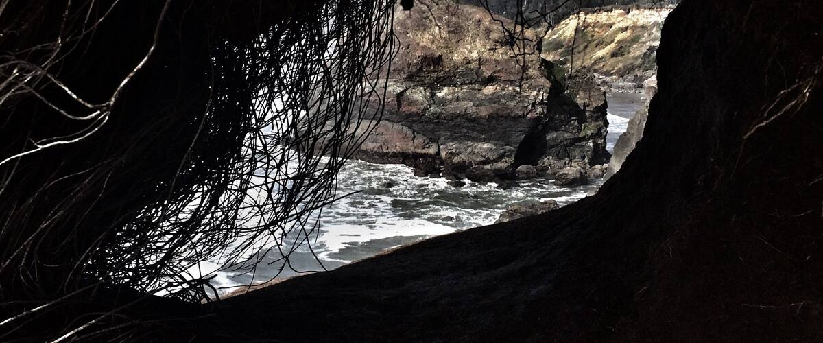 Keyhole view! #goldbeach