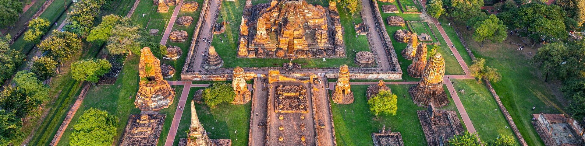Wat Mahathat in Ayutthaya historical park, Thailand.