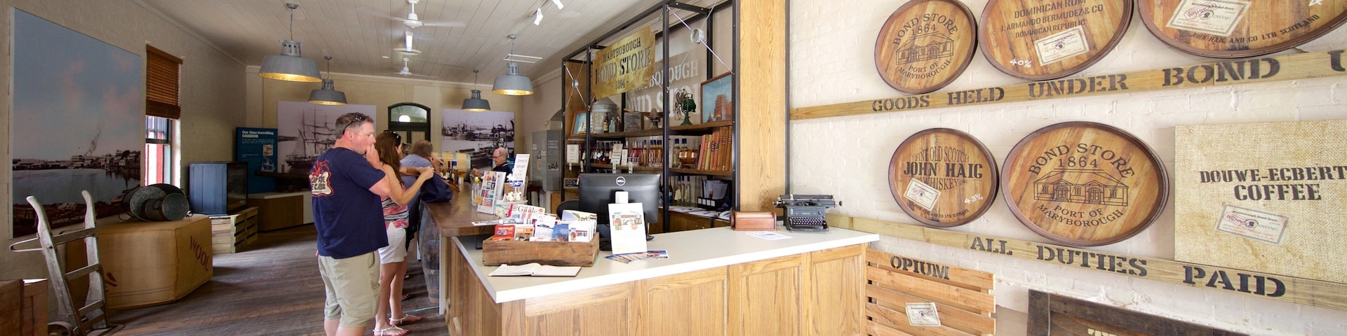 Maryborough Customs House Museum mostrando sinalização