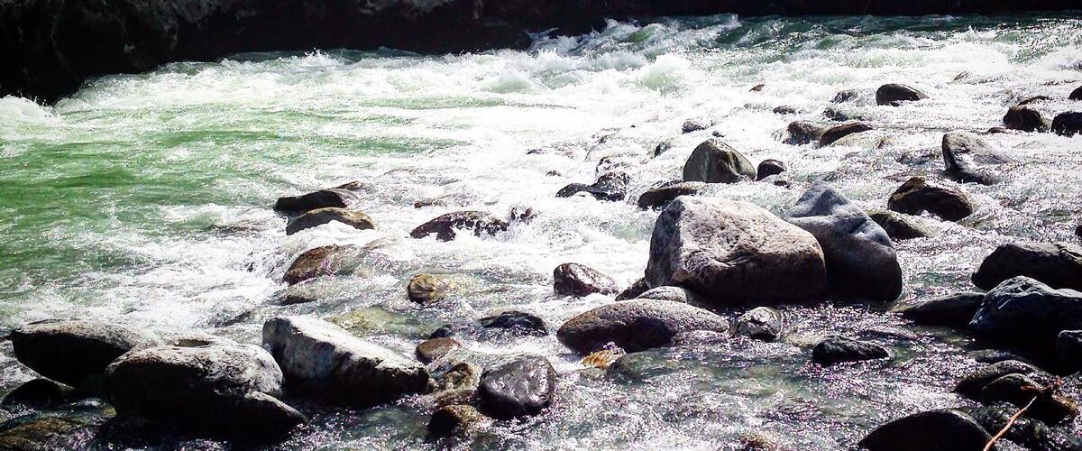 Small hike to Nairn Falls Provincial Park. Hike is approx. 2KM about 30 minutes return if you jet or longer if you're like me and like to take photos along the way. There are two sections to the waterfall to view. At the top there are two platforms and the heading downtown the rock to the right follow the fence to waterfall two. On the way back keep an eye out for the trail that leads you down to the beach area near the rocks.
The camping grounds are beautiful but there are no shower facilities and only outhouses. Firewood can be purchased by park staff which drives around throughout the night for $8 a bunch or. 3 bunches for $20.
There are black bears in this area so keeping a clean site is enforced by park staff.
Grizzlies are located 2KM towards Pemberton but tend to not come down to the provincial park.
