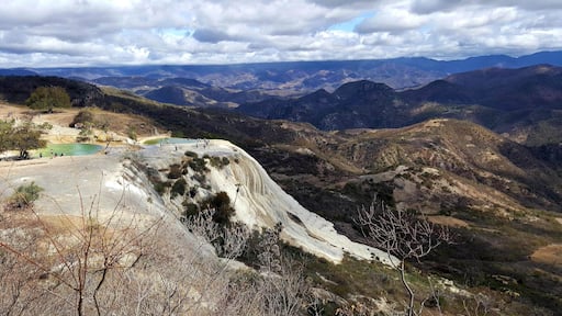 #lifeatexpedia #weloveourmarkets #latam #mexico #oaxaca #AboveitAll Hierve el Agua is a kind of ecotourism sanctuary where you will see the impressive structure of two waterfalls petrified by time. You will enjoy seeing this spectacular landscape and take some time to sit on a shore (if you endure the vertigo of its height, one of 12 and the other of 30 meters) and appreciate the immensity that surrounds them.