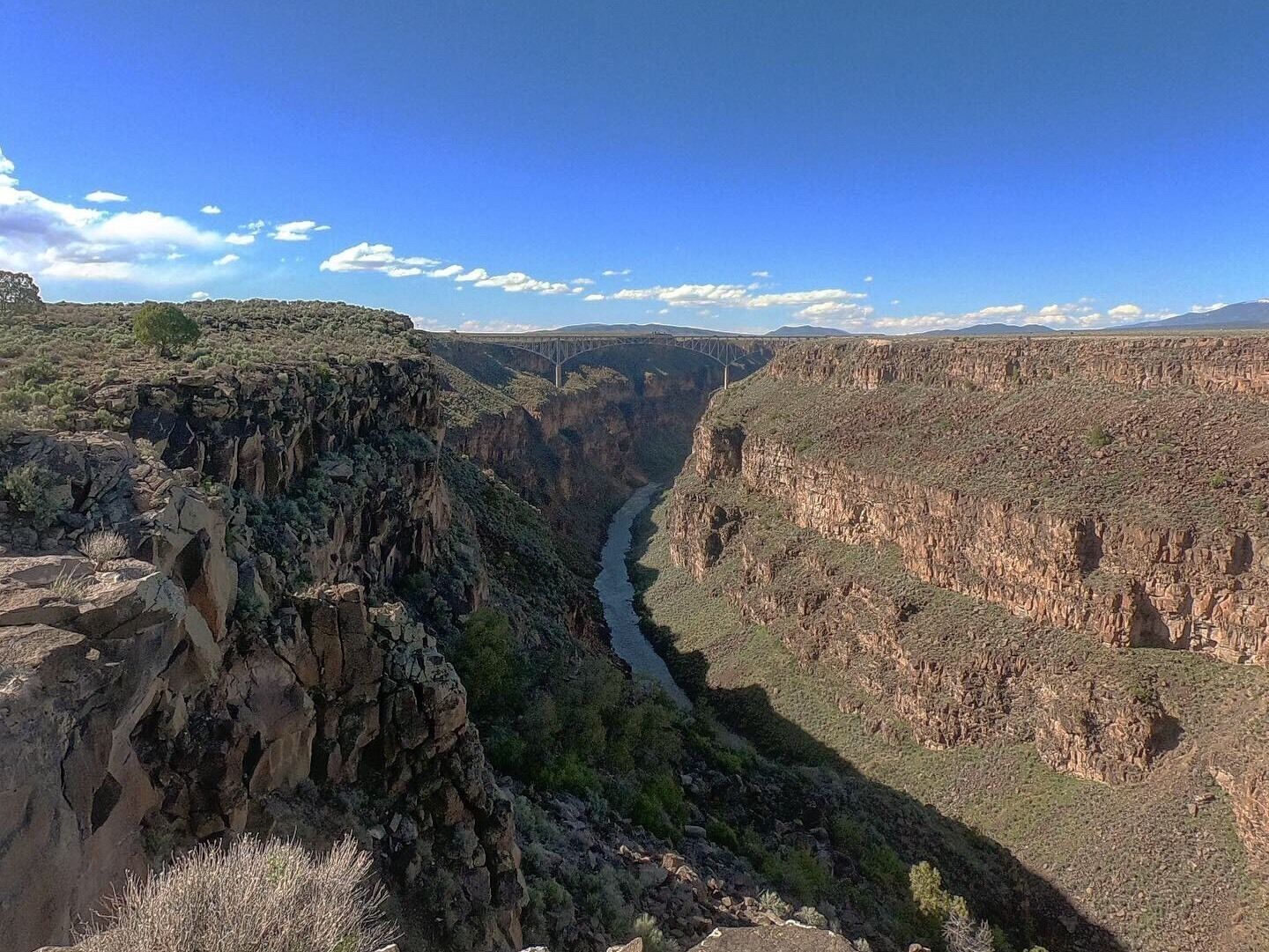 There’s a nice hike about 5 miles or so in and out.. plus you get to see big horn sheep.. just keep an eye out! #newmexico #hiking #nature #landscapes #bridges
