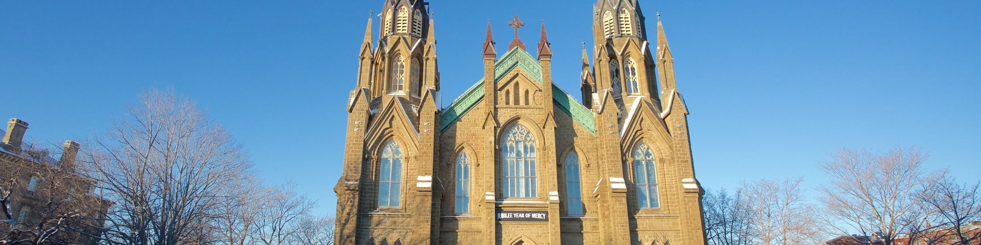 St. Dunstan\'s Basilica which includes a church or cathedral and snow