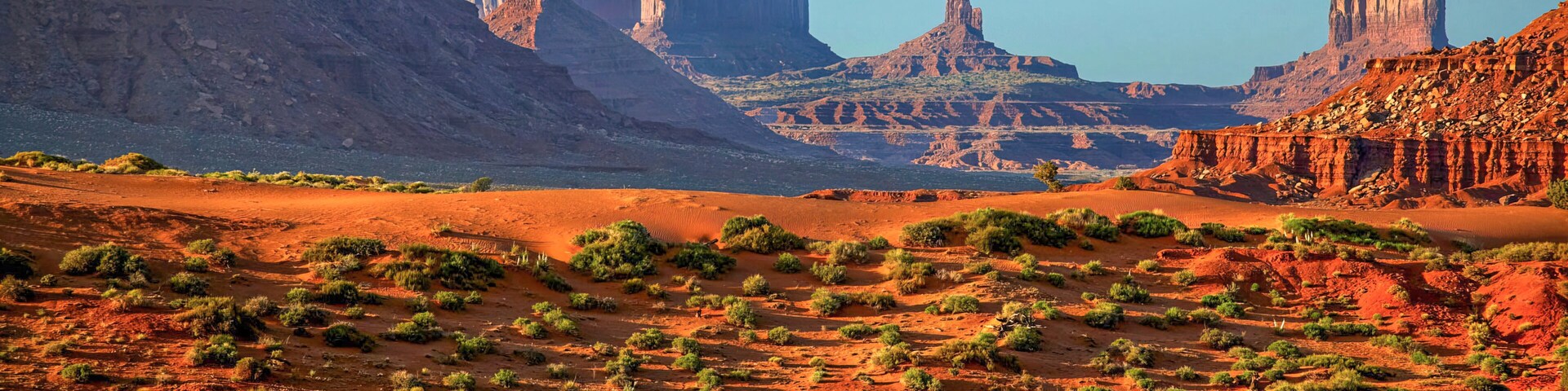 Monument Valley View from Artist`s Point