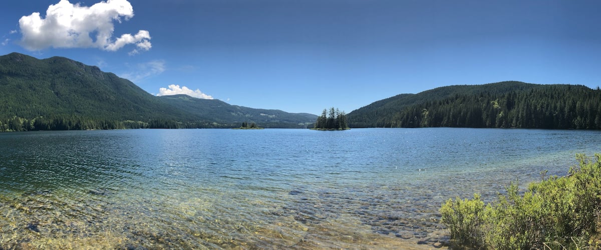 A nice 16km bike ride around Inland Lake, just outside of Powell River BC. 
Lots of hiking off the lake, and many spots to stop for lunch.