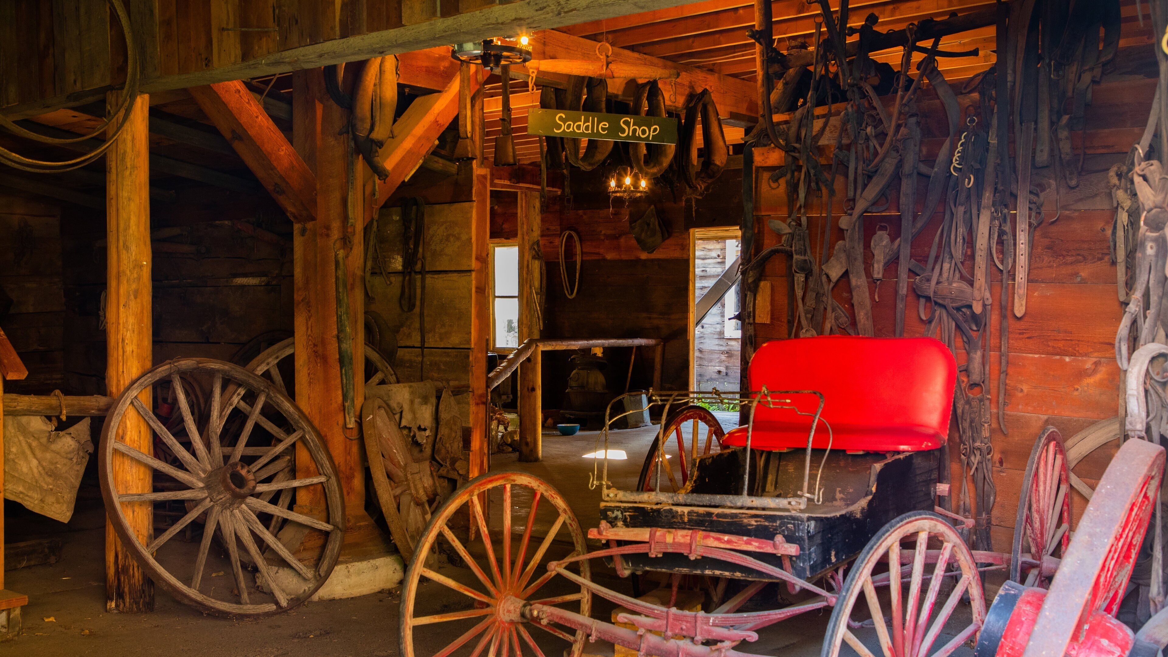 Three Valley Gap Ghost Town which includes interior views and heritage elements