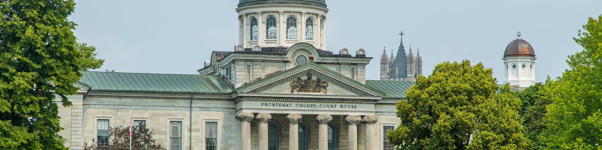 Kingston City Park featuring a park, heritage architecture and an administrative buidling