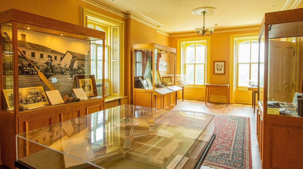 Canada\'s Penitentiary Museum showing interior views