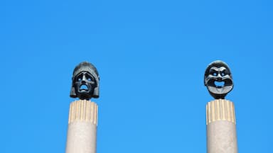 The masks of tragedy and (broadly speaking) comedy on pillars outside the theatre in Cividale del Friule. An extraordinary gem of a mediaeval town near Udine.
#blue