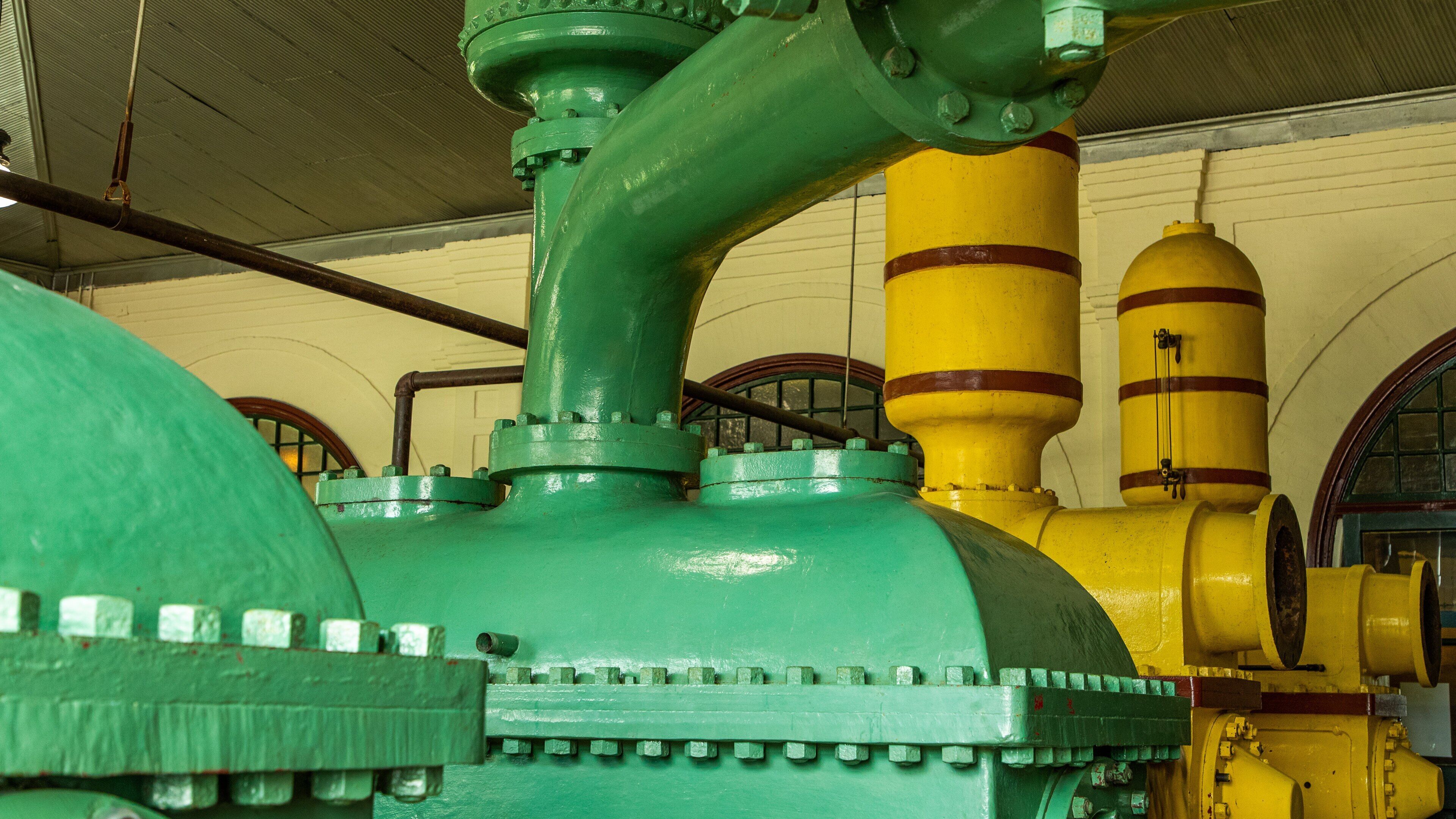 Pump House Steam Museum showing interior views