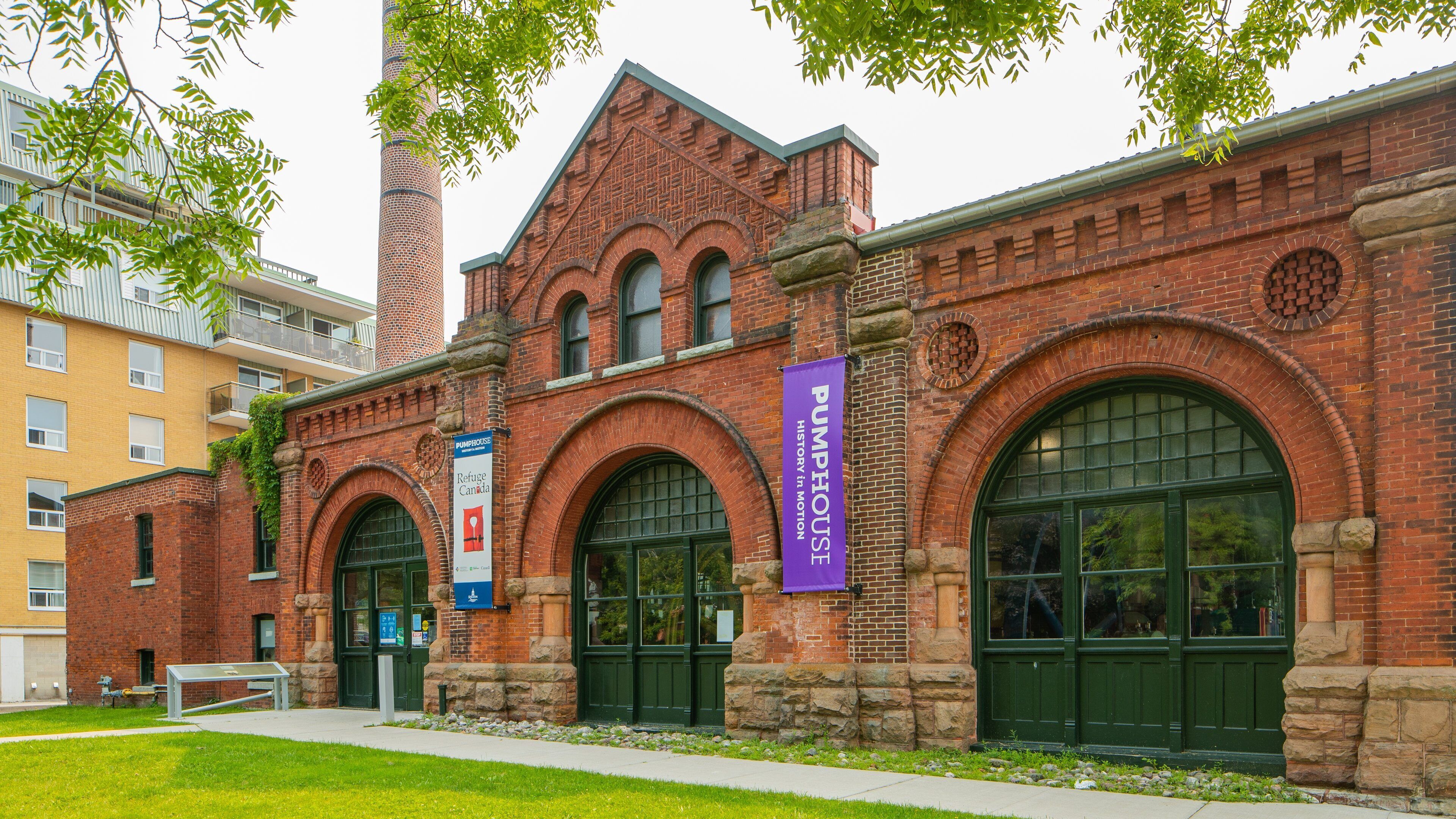 Pump House Steam Museum which includes heritage architecture