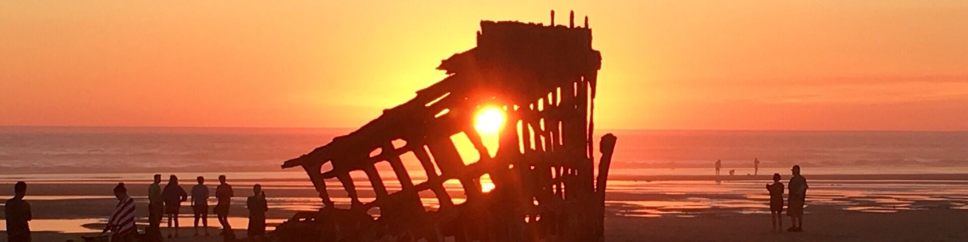Sunset at Peter Iredale wreck
