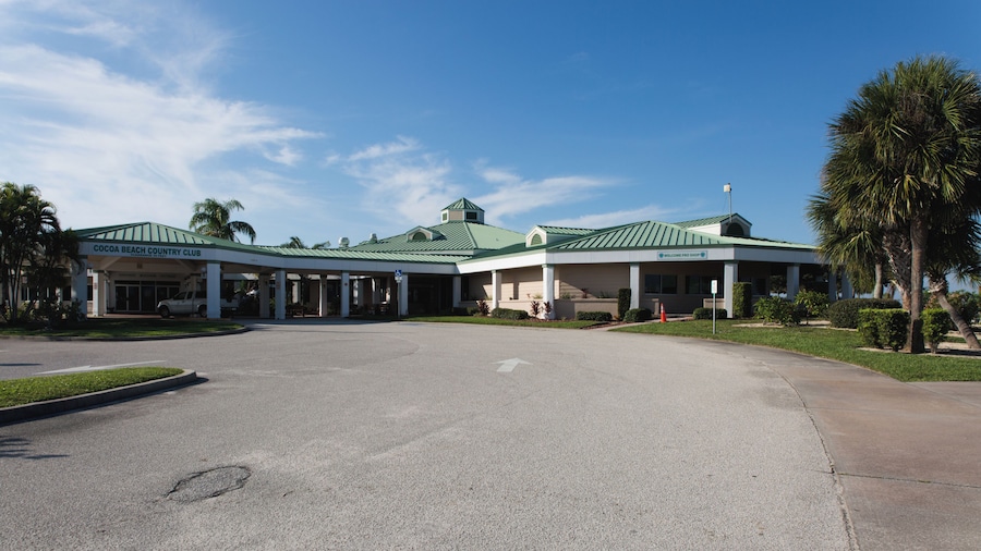 CocoaBeach_CountryClub_6300766-7