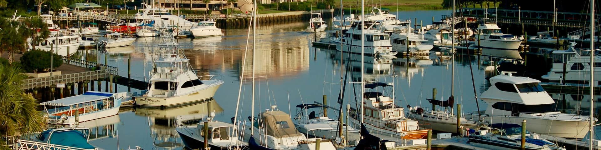 Shelter Cove Marina, Hilton Head Island, Shutterstock ID 1233599833, Purchase Order: SP-1891 Wave 0, Client/Licensee: Hotels.com