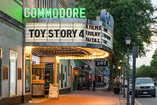 Commodore Theatre featuring signage