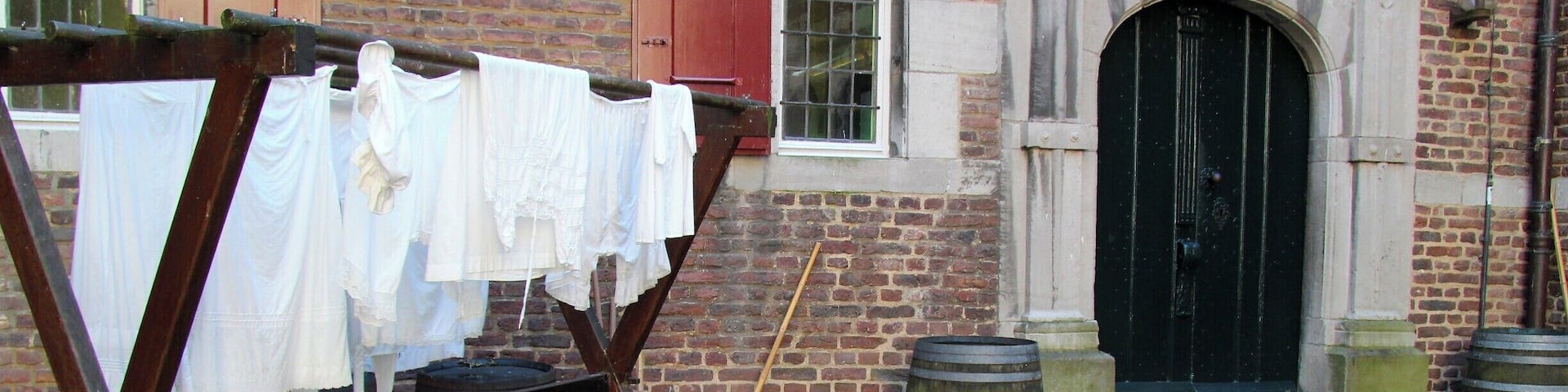 A beautiful restored Castle in and around a canal complete with organised Festivals with traditional costumes where the alleged fight mounted Knights of yesteryear fights.
http://www.kasteelhoensbroek.nl/en/