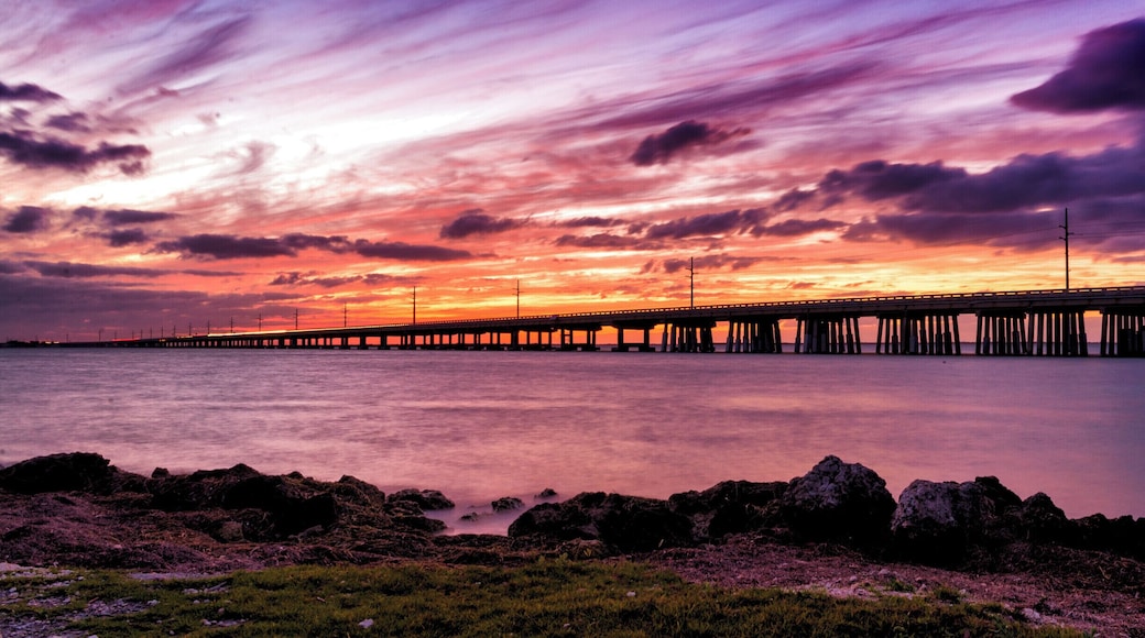 Sunsets in the Florida Keys are hard to beat! #floridakeys #bahiahonda