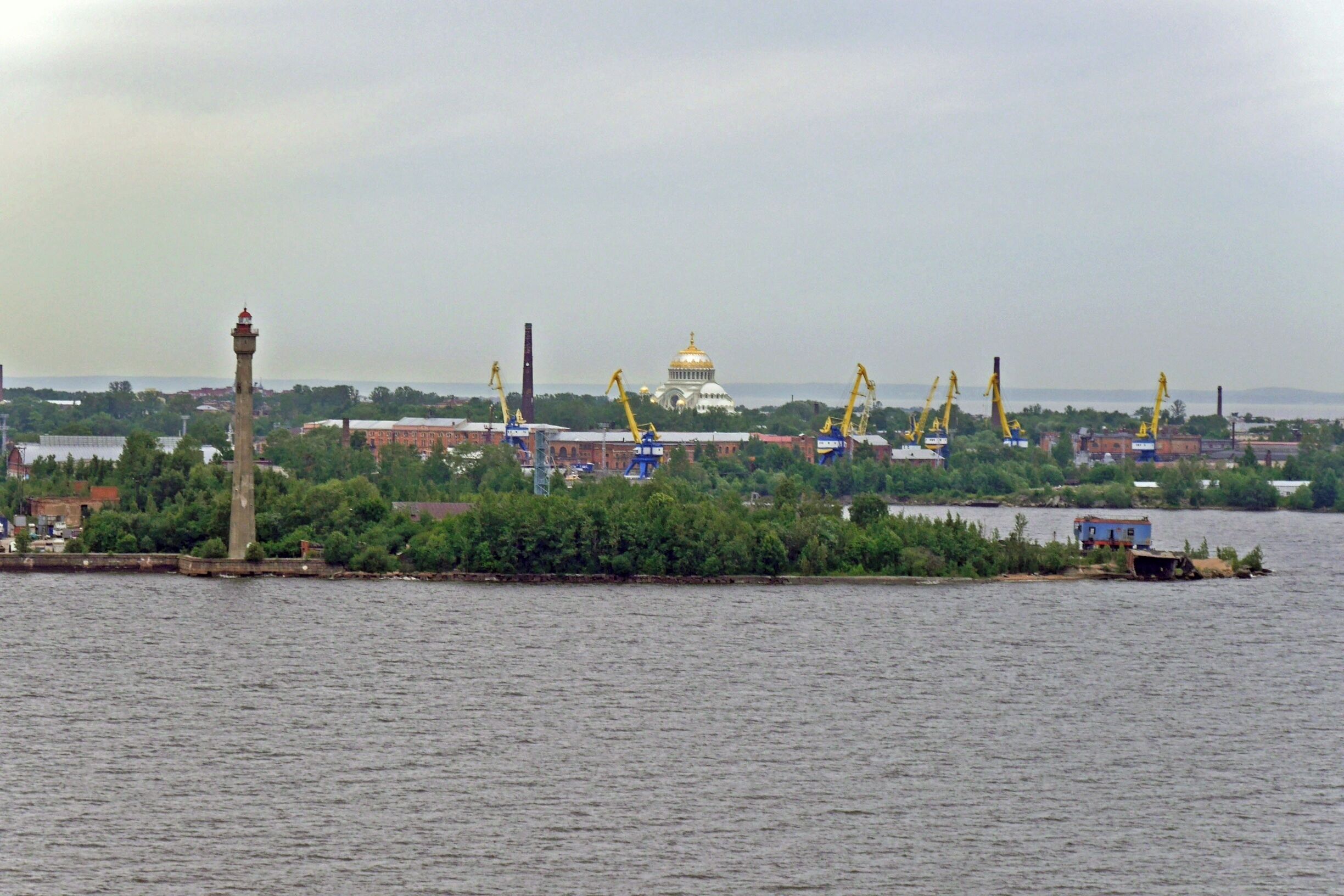 Kotlin Island, dominated by St Nicholas Naval Cathedral this is a major base in the Gulf of Finland for the Russian navy & the centre point of The St Petersburg Dam (flood defence) built across the Gulf of Finland.
