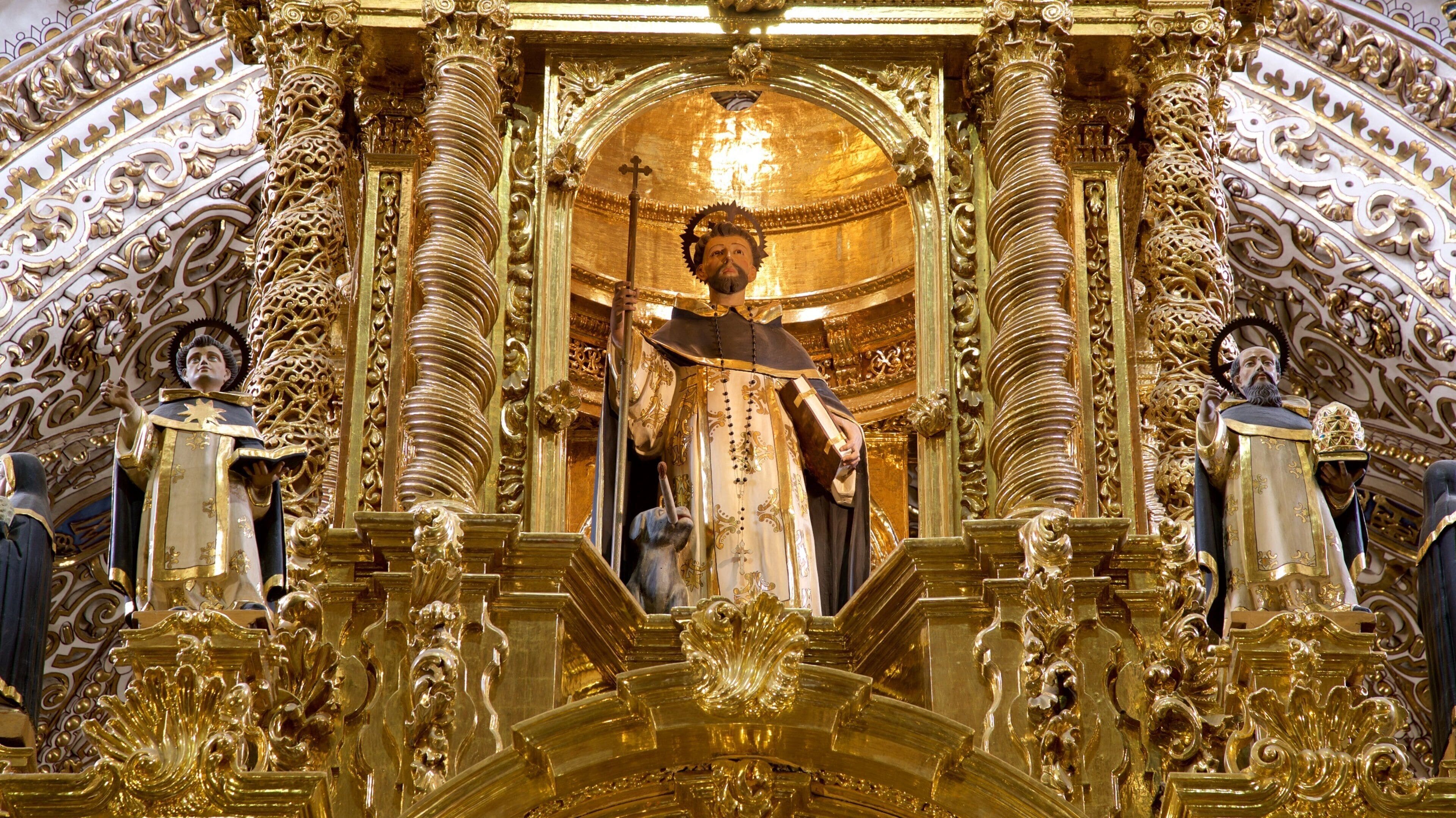 Rosario Chapel showing a church or cathedral, heritage elements and interior views