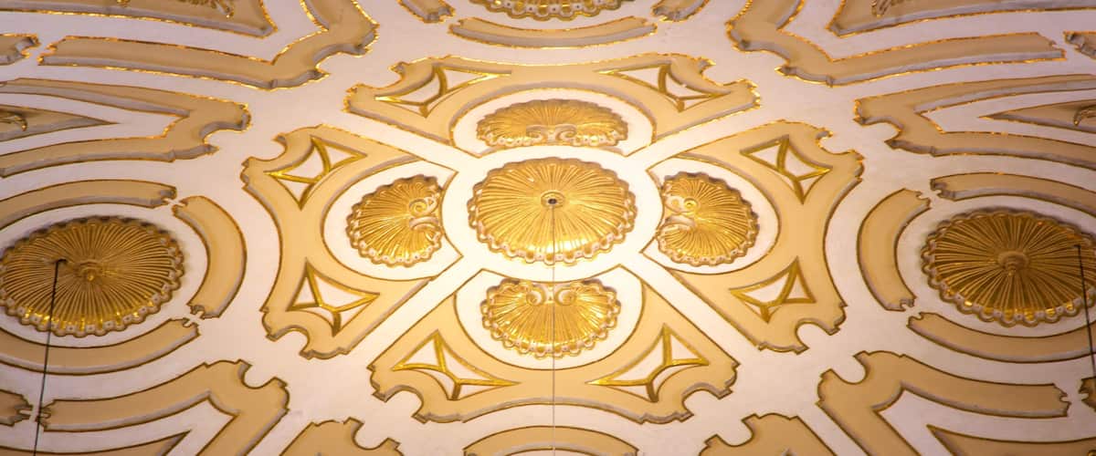 Santo Domingo Church featuring interior views and heritage elements