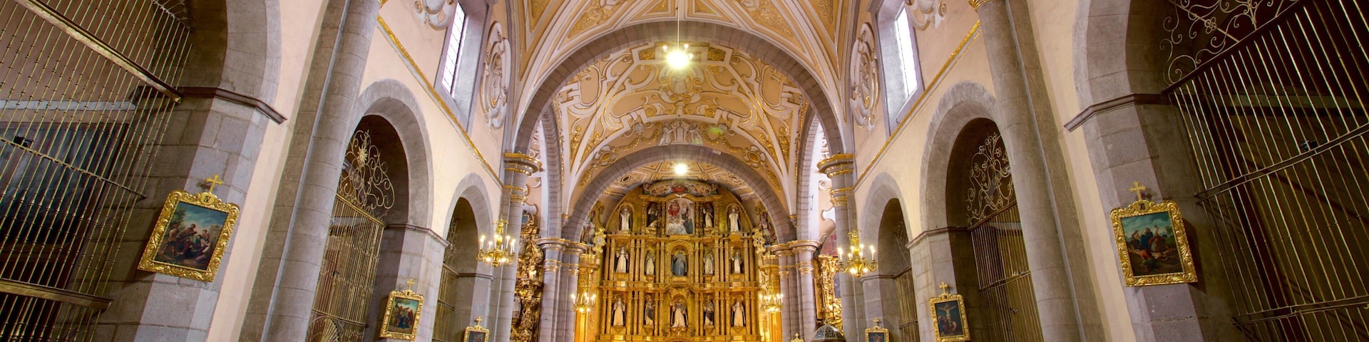 Santo Domingo Church featuring a church or cathedral, interior views and heritage elements