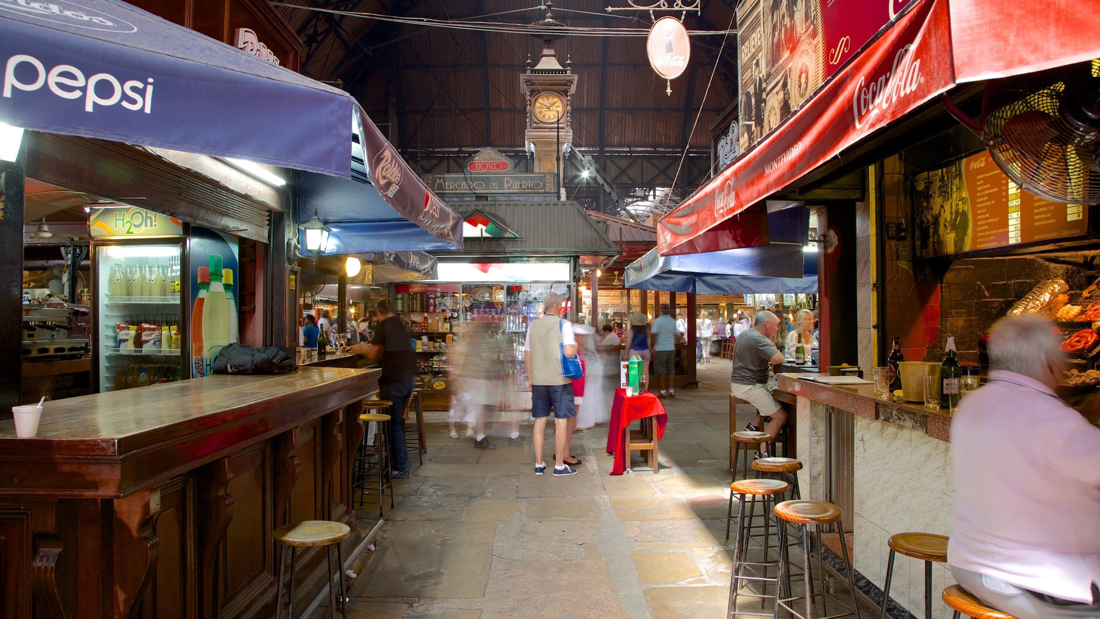 Mercado Agricola de Montevideo เนื้อเรื่องที่ ตลาด และ บรรยากาศร้านกาแฟและคาเฟ่