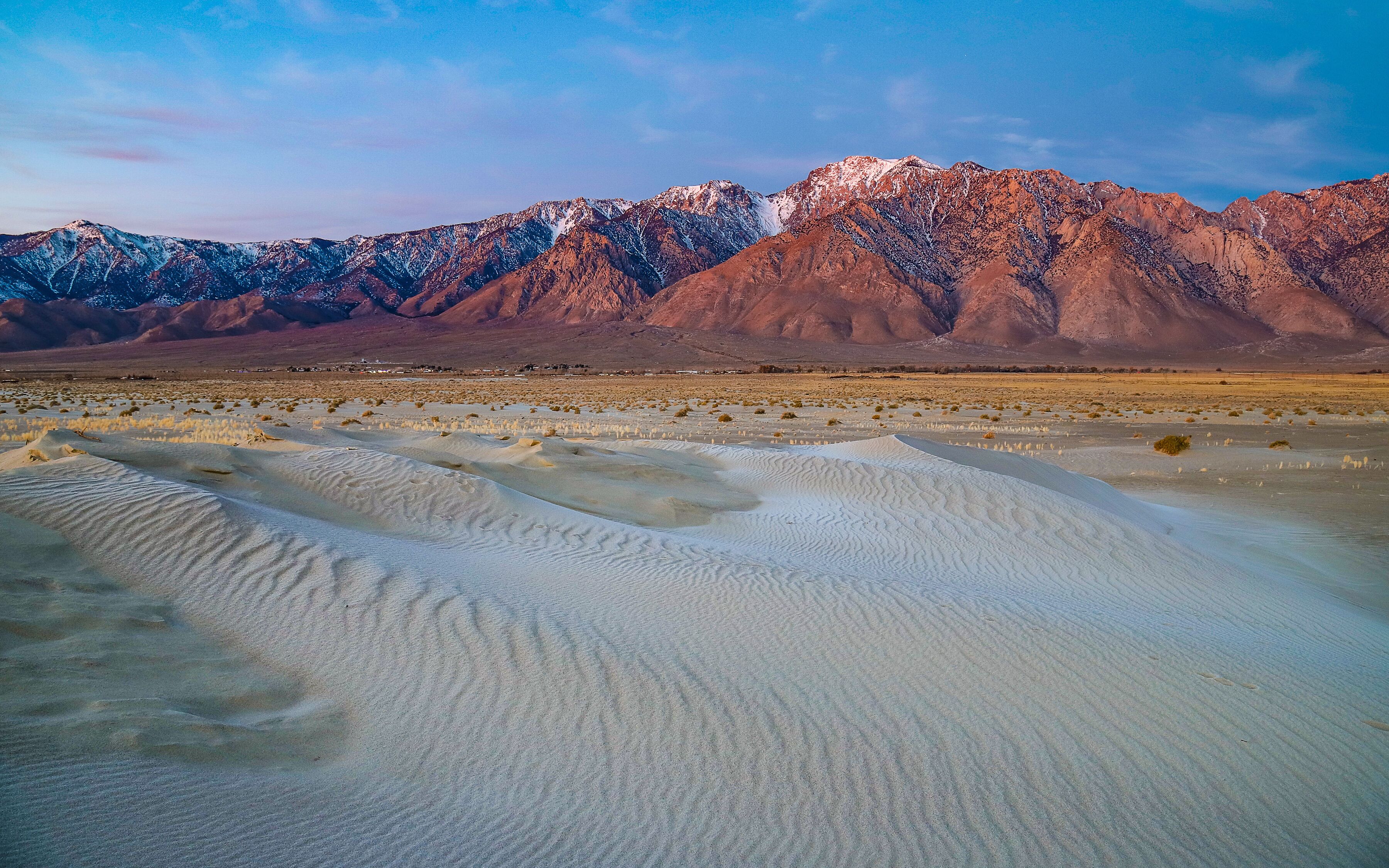 Olancha Dunes at California's Eastern Sierra