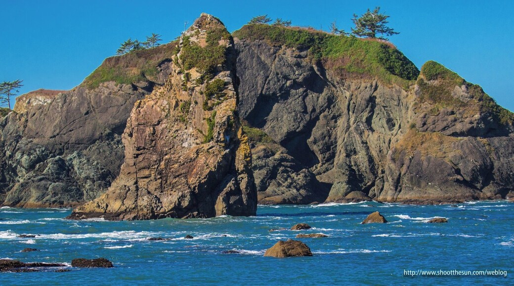 On the the return trip from Point of Arches, you spot every kind of rock formation you can imagine.