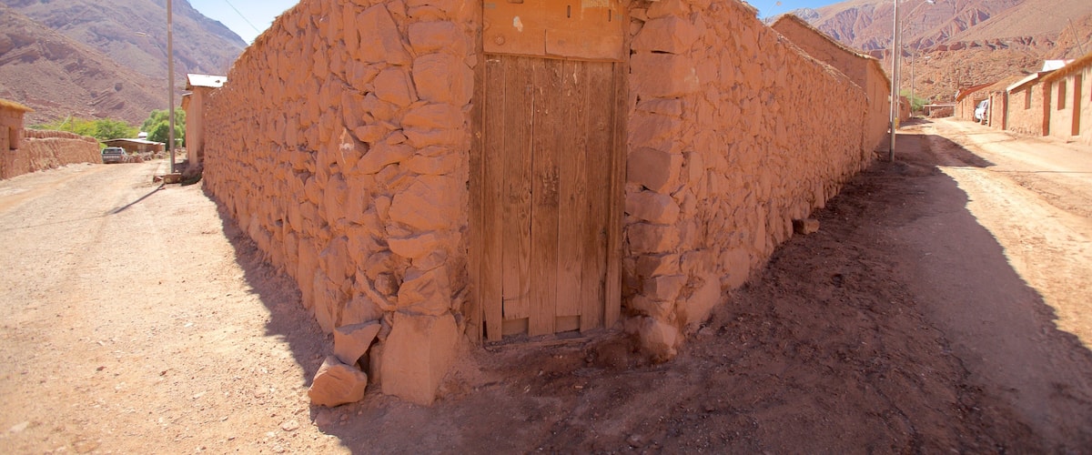 Rio Grande featuring a small town or village